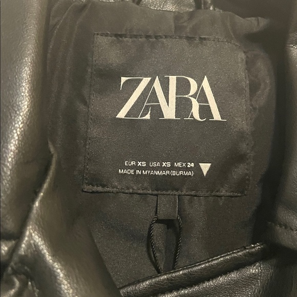 Zara Women's Sleek Black Leather Biker Jacket - Picture 2 of 3